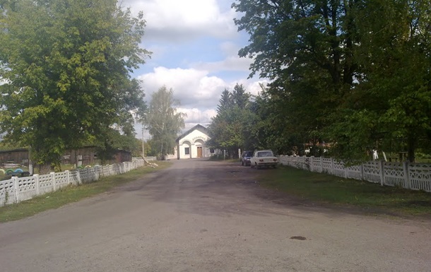 The village of Zaluzhne appears in Ukraine