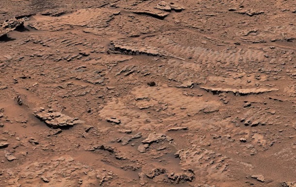 Curiosity запечатлел  волны  на горе Марса