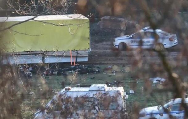 В Болгарии обнаружили авто с 18 трупами