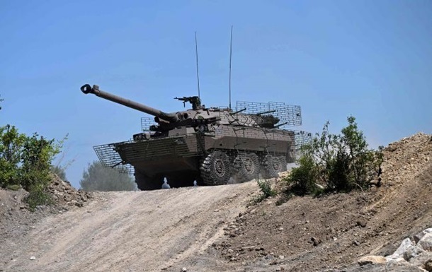 Франция назвала дату поставки танков AMX-10 RC 
