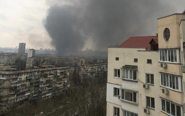 У Києві сталася пожежа на підприємстві