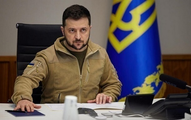 Зеленский уволил командующего Объединенных сил 