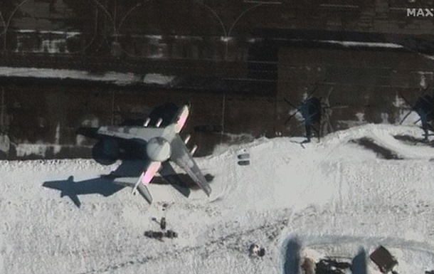 З явились супутникові фото А-50 у Білорусі
