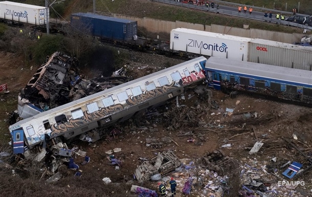 Death toll rises in Greek train collision