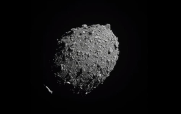 Hubble shows DART crashing into an asteroid