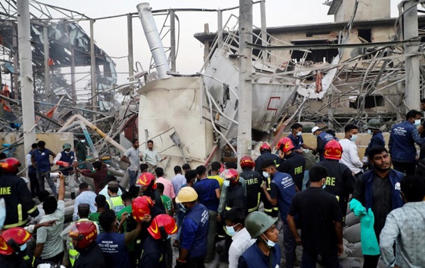 В Бангладеш произошел взрыв на заводе, есть погибшие