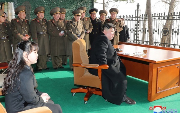 Глава КНДР призвал военных готовиться к  настоящей войне 