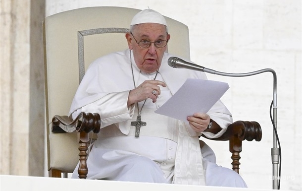 На початку війни МЗС РФ відмовило Папі Римському у візиті