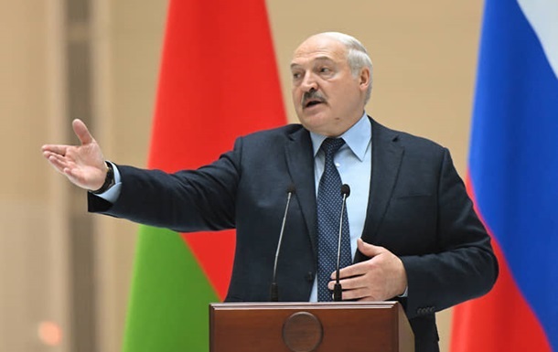 Лукашенко підписав указ про призов офіцерів запасу на військову службу