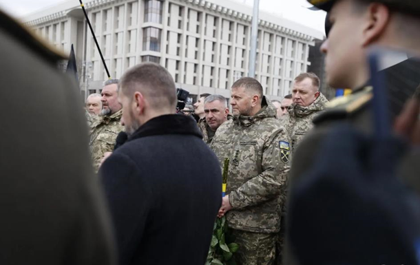 Залужный почтил погибшего в Бахмуте  Да Винчи 