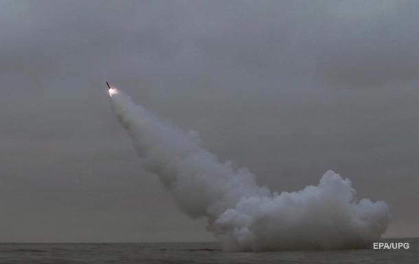 КНДР запустила дві крилаті ракети з підводного човна