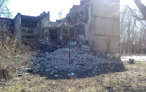 Войска РФ обстреляли школу в Авдеевке, есть жертва 