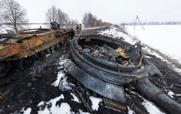 ВСУ уничтожили из ПТРК Javelin вражеский танк на Донбассе