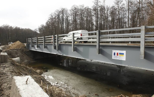 Another modular bridge installed in the Chernihiv region