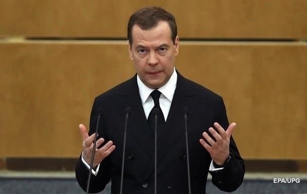 Медведев заявил, что  угроза ядерного конфликта растет 