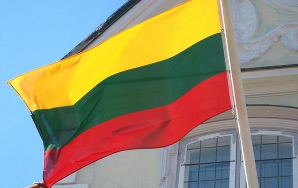 У Литві відреагували на намір Путіна розмістити у Білорусі ЯЗ