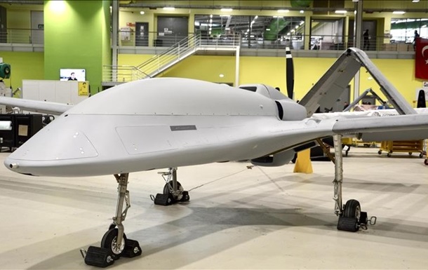Turkey will present the latest strike UAV Bayraktar TB3