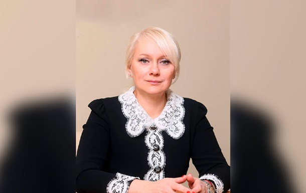 Главу налоговой Киева со  списком желаний  уволили, она подала в суд