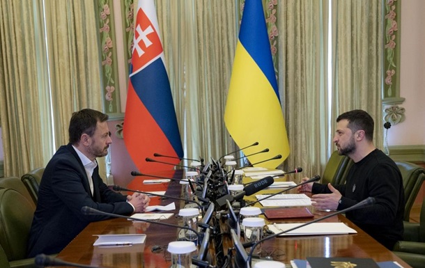 Зеленський провів зустріч із прем єром Словаччини