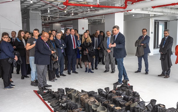 У Нью-Йорку відкрилася виставка про воєнні злочини росіян в Україні