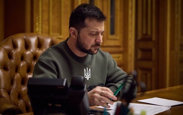 Зеленский подписал указ о создании ряда военных администраций на Запорожье