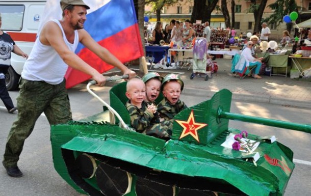 ЗМІ: У Курську та Бєлгороді скасували парад на 9 травня, щоб  не провокувати 
