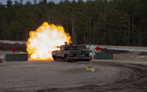 The General Staff demonstrated the training of the Ukrainian military on the Leopard 2 in Poland