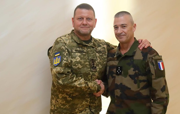 Генерал армії Франції вперше приїхав до України