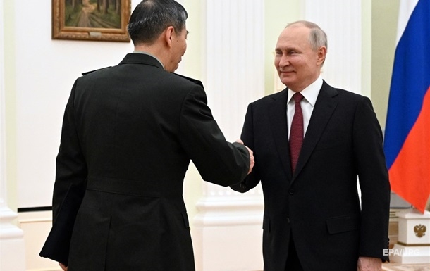 Нова ера. Зустріч Путіна та міністра оборони Китаю