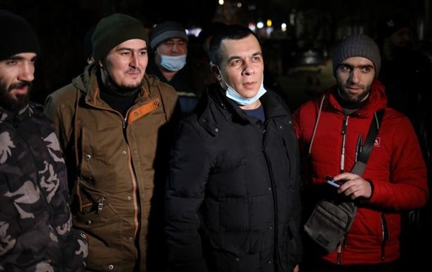 В РФ из Крыма вывезли фигурантов дела Хизб-ут-Тахрир - СМИ