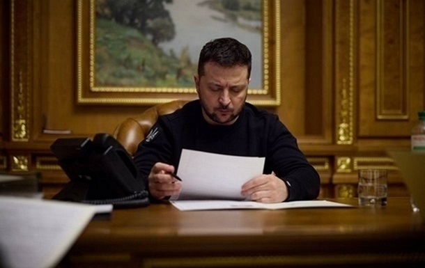 Зеленський підписав нові укази про санкції