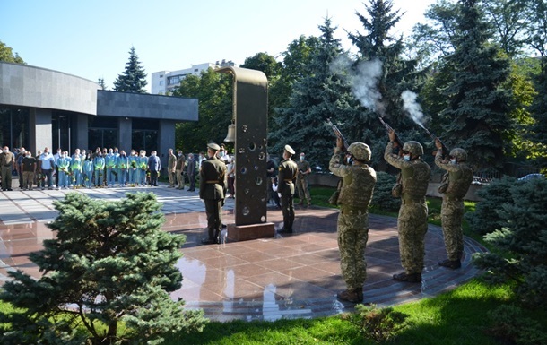 Україна створить меморіал захисникам за зразком Арлінгтонського цвинтаря