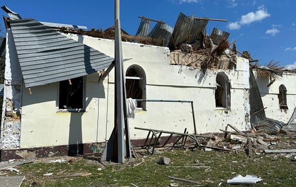 РФ скинула бомбу на церкву у Херсонській області