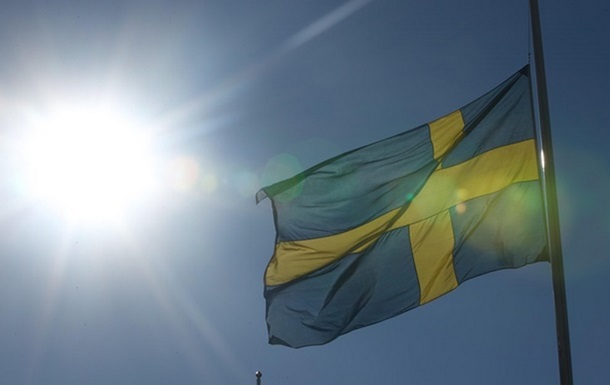 Швеція вирішила вислати з країни п ятьох російських дипломатів