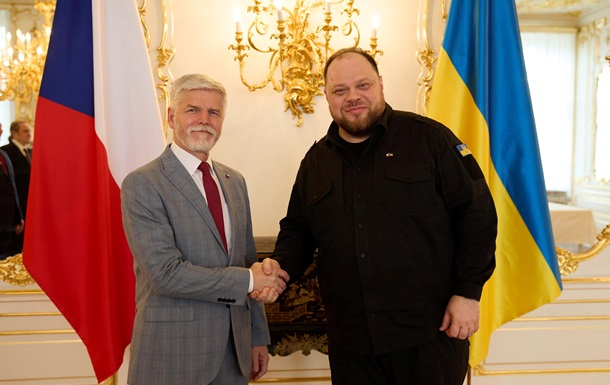 Стефанчук обсудил с президентом Чехии потребности украинских военных