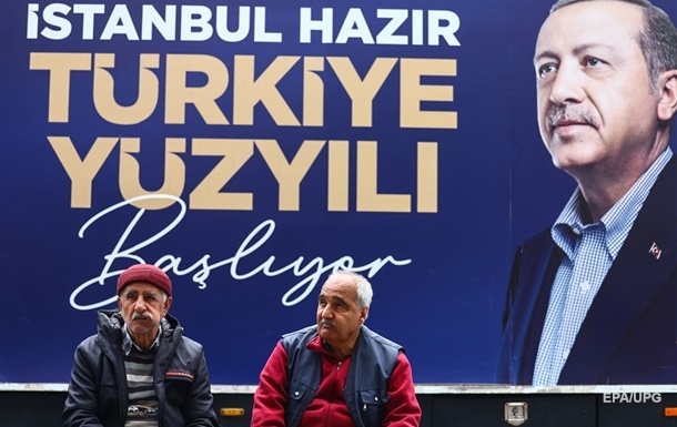 Ердоган вперше після хвороби з явився на публіці