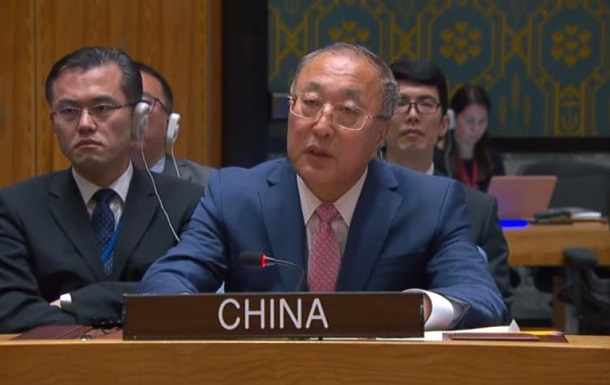 Китай впервые проголосовал за резолюцию ООН, в которой РФ названа агрессором