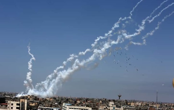 Ізраїль зазнав обстрілу зі сторони сектора Гази: є постраждалі