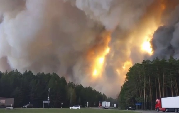 У РФ вирують лісові пожежі, пожежників не вистачає