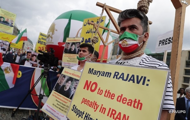 В Иране каждую неделю казнят более десяти человек - ООН