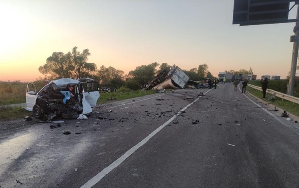 A major accident occurred in the Lviv region, the highway was blocked