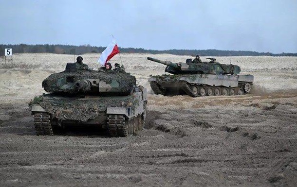 У Польщі заявили про передачу Україні 575 танків