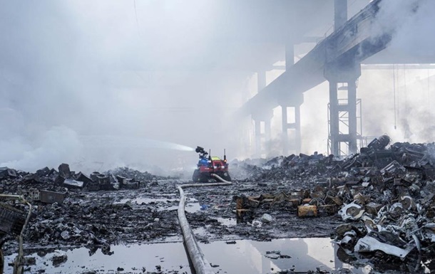 ДСНС з поміччю робота погасила пожежу в Тернополі