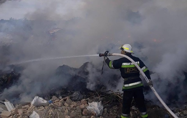 У Кіровоградській області ППО знищила ракету та дрон, виникла пожежа
