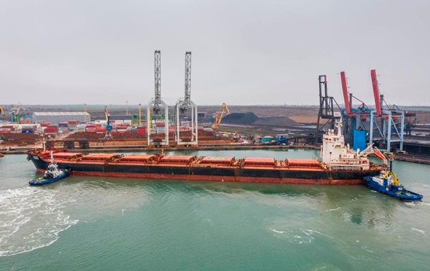 Росія продовжує блокувати порт Південний