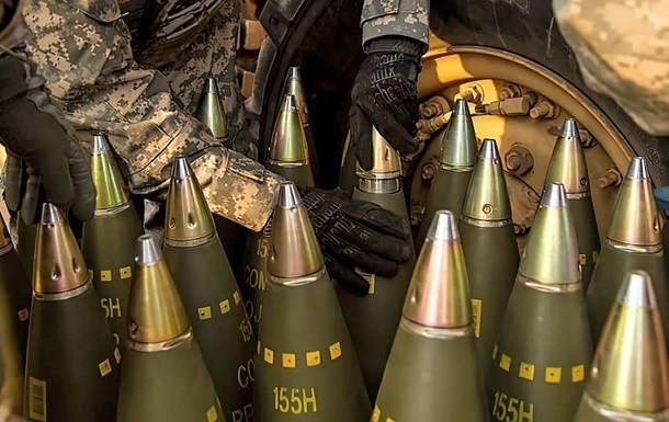 ЄС надав Україні 220 тисяч снарядів і 1300 ракет