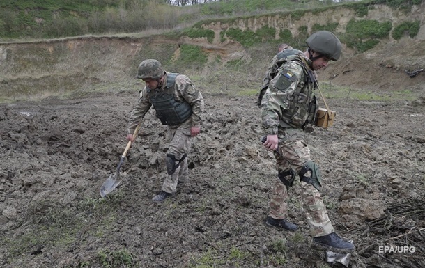 Обследование на наличие взрывчатки требует треть территории Украины - МОУ