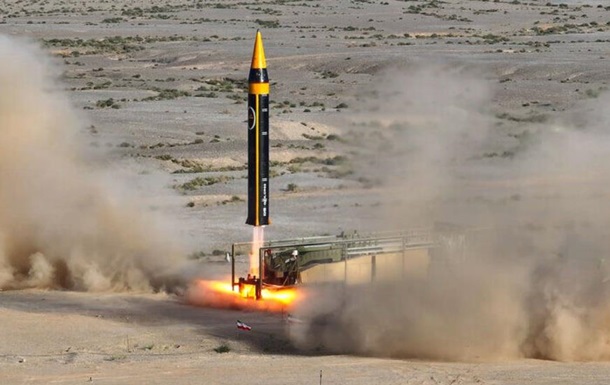 Іран випробував нову балістичну ракету