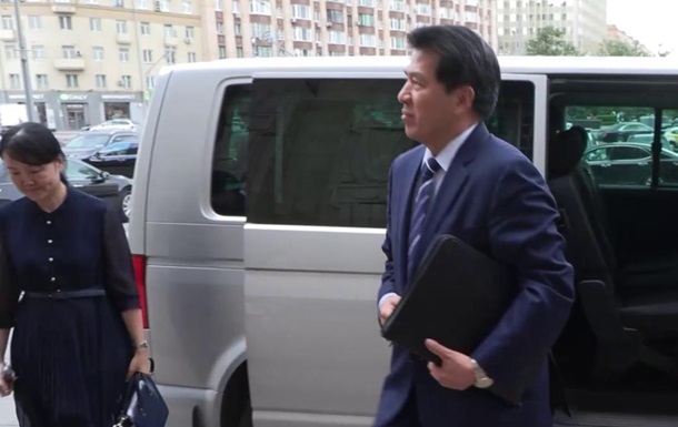 Спецпредставник КНР прибув на переговори у Москву