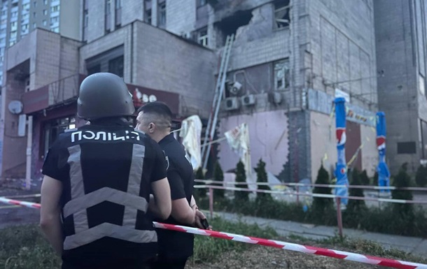 Атака  шахедів  на Київ: є загиблий та поранені